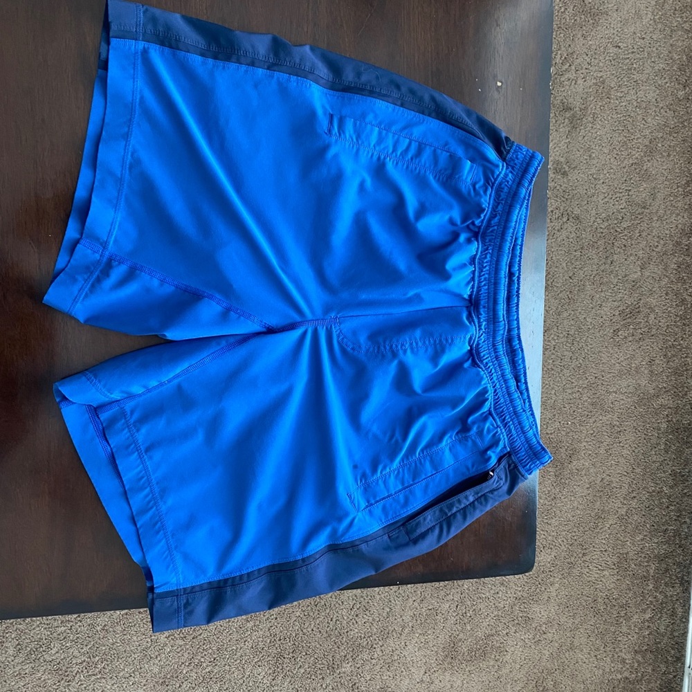 Men’s Lululemon Pace Breaker 7in Shorts with Liner